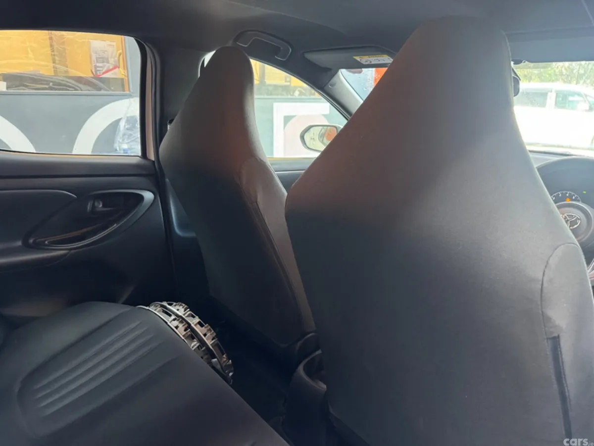 Toyota Yaris Hatchback, Petrol, 2022, White