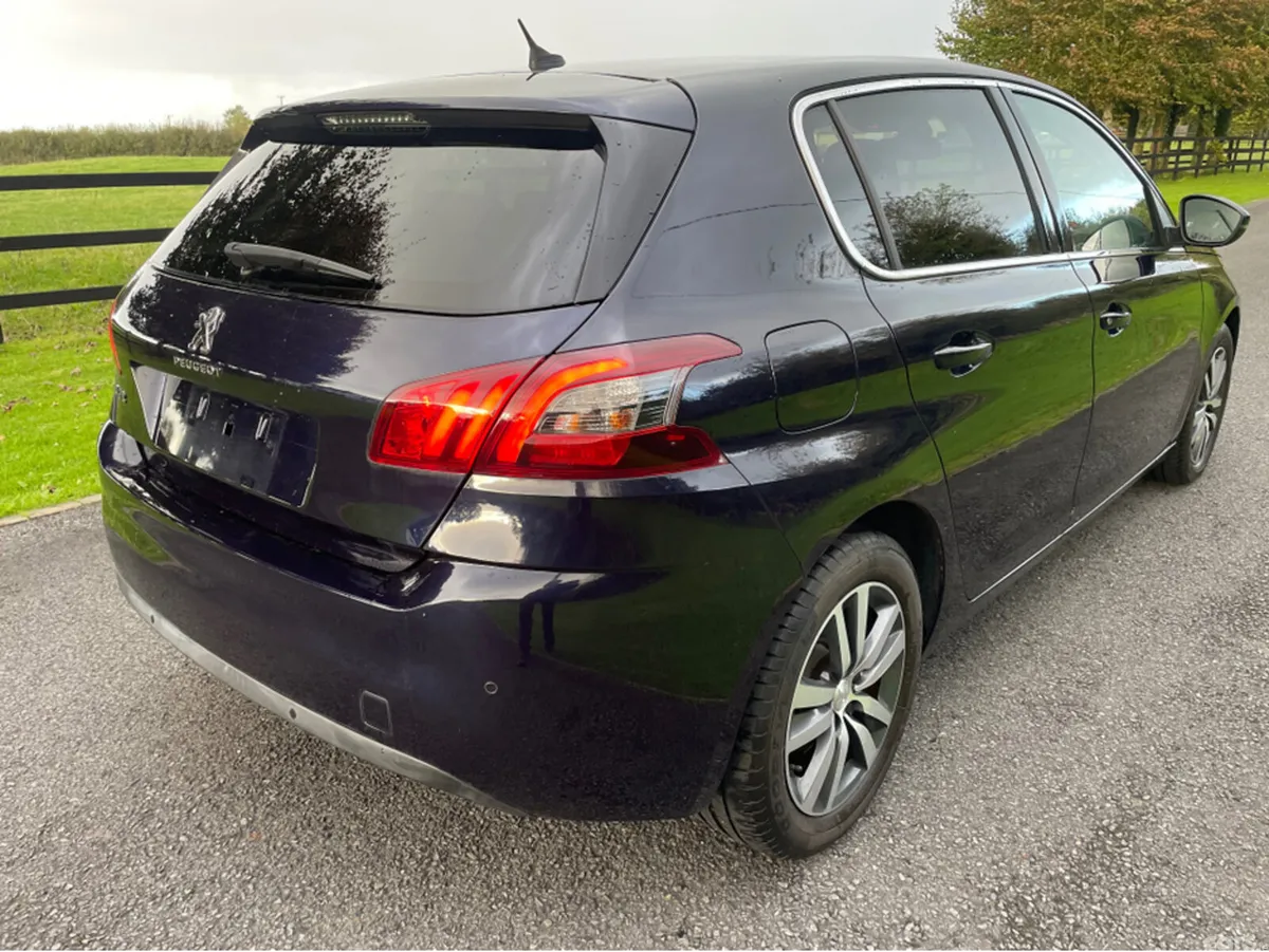 Peugeot 308 Hatchback, Diesel, 2019, Blue