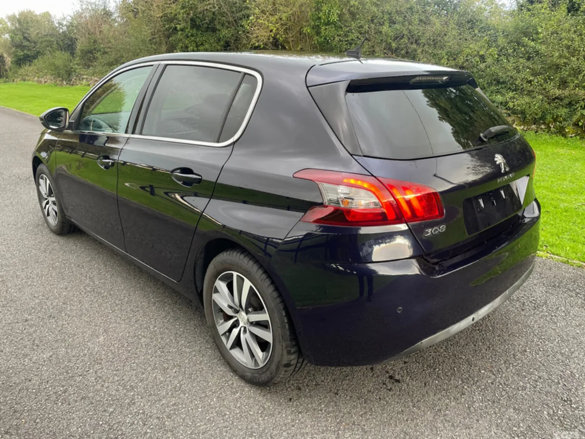 Peugeot 308 Hatchback, Diesel, 2019, Blue