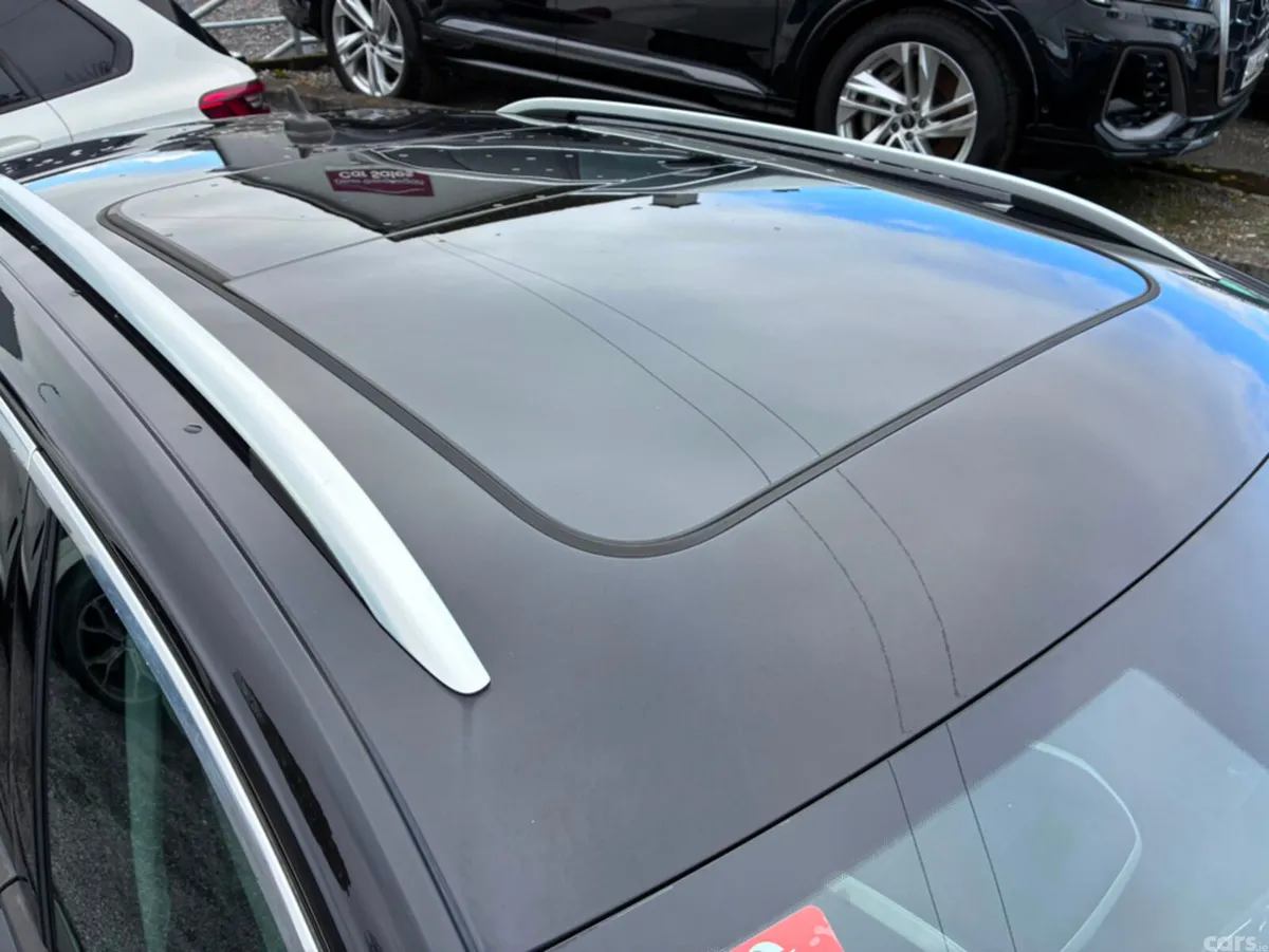 Volkswagen T-Roc SUV, Diesel, 2021, Black