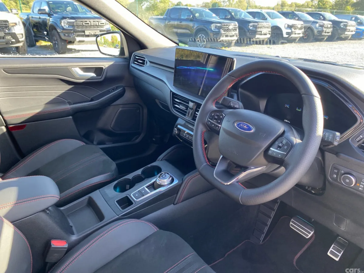Ford Kuga MPV, Petrol Plug-in Hybrid, 2026, Grey