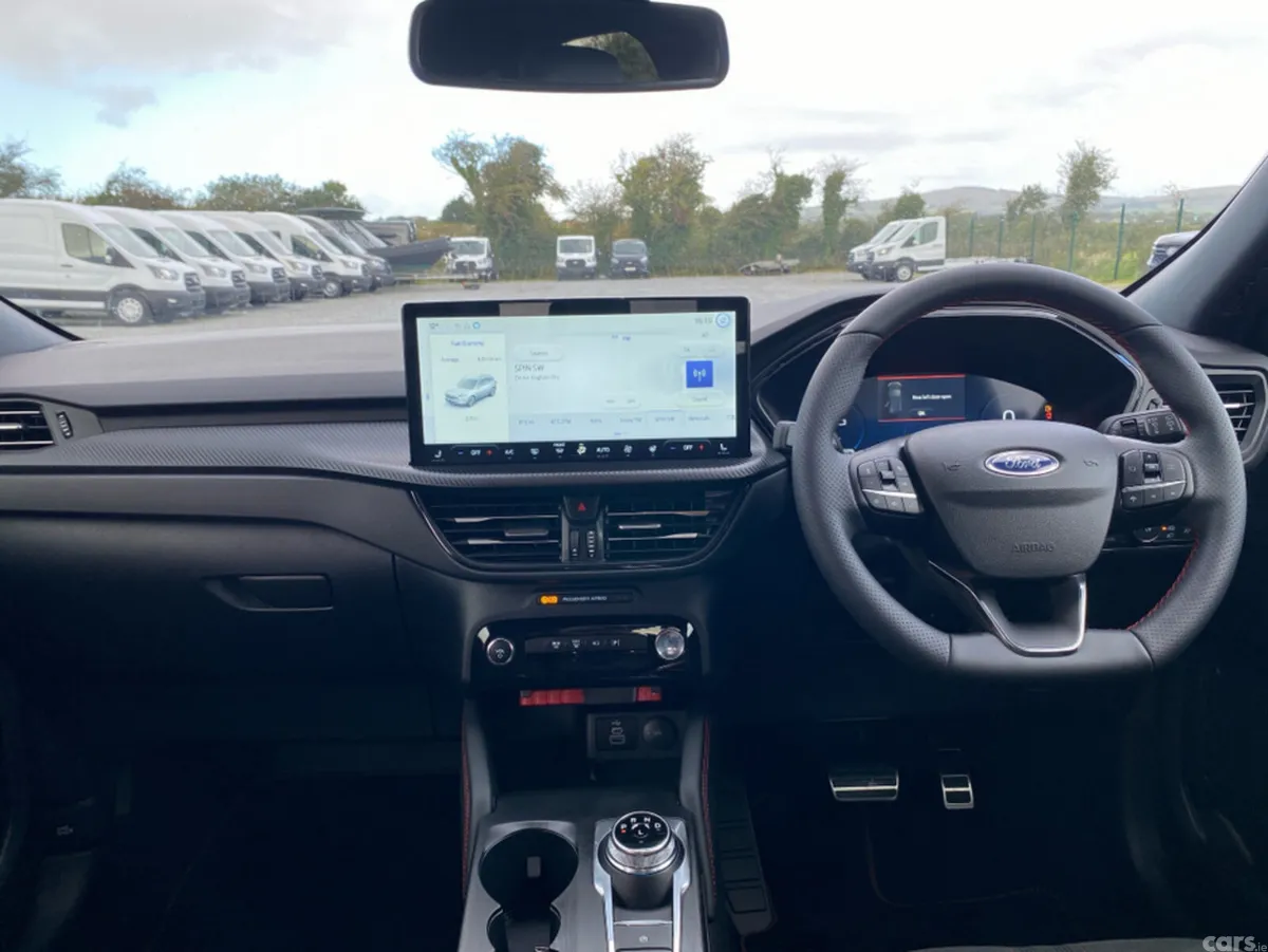 Ford Kuga MPV, Petrol Plug-in Hybrid, 2026, Grey