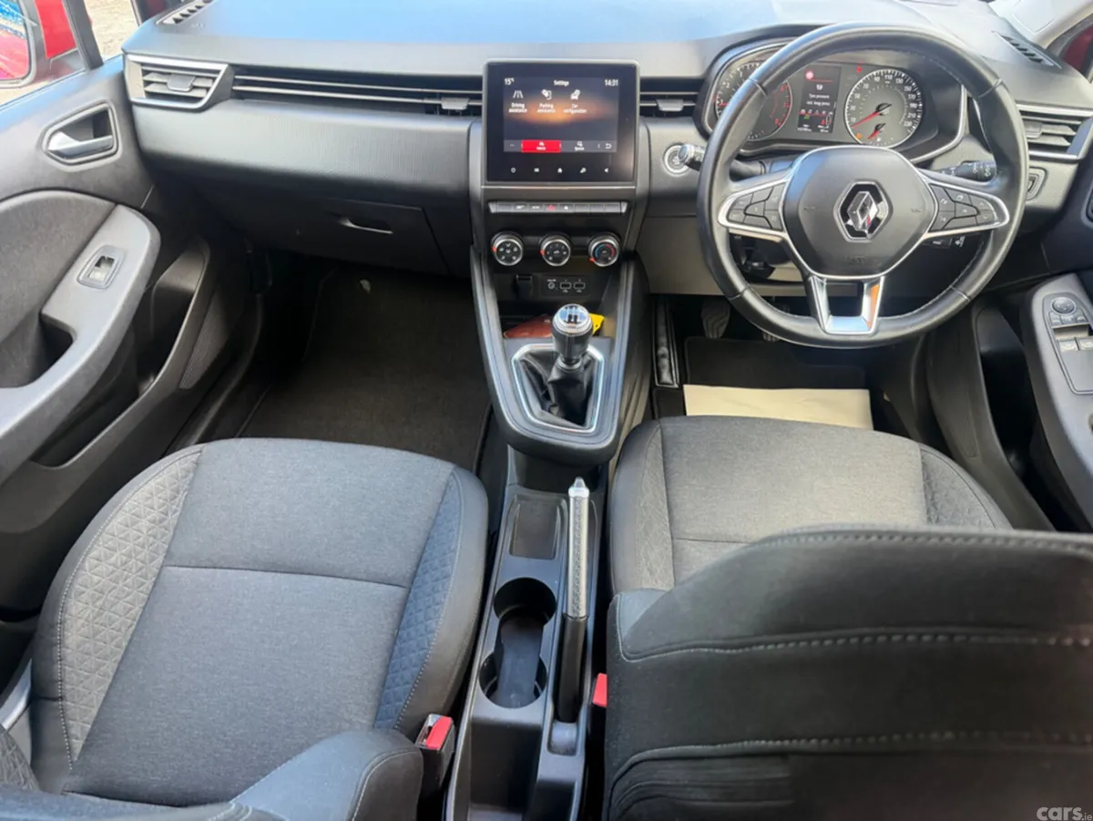 Renault Clio Hatchback, Petrol, 2020, Red