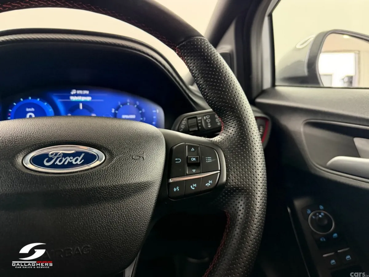 Ford Puma MPV, Petrol Hybrid, 2023, Grey