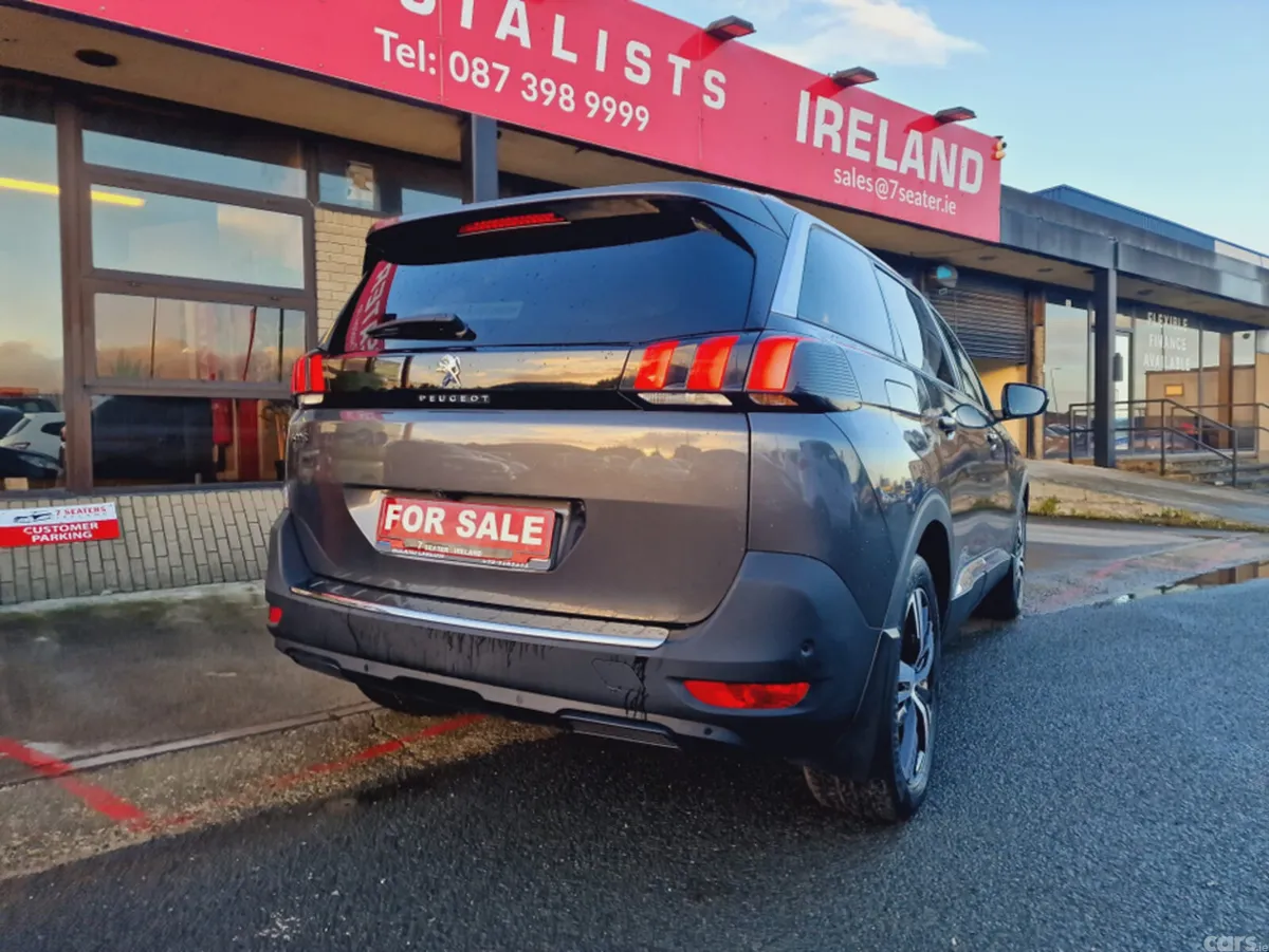 Peugeot 5008 MPV, Diesel, 2018, Grey