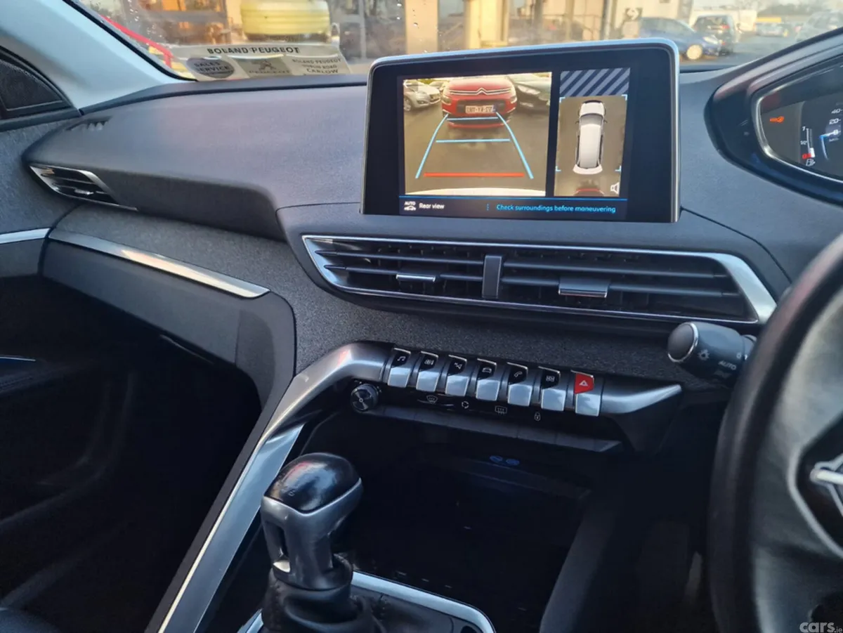 Peugeot 5008 MPV, Diesel, 2018, Grey