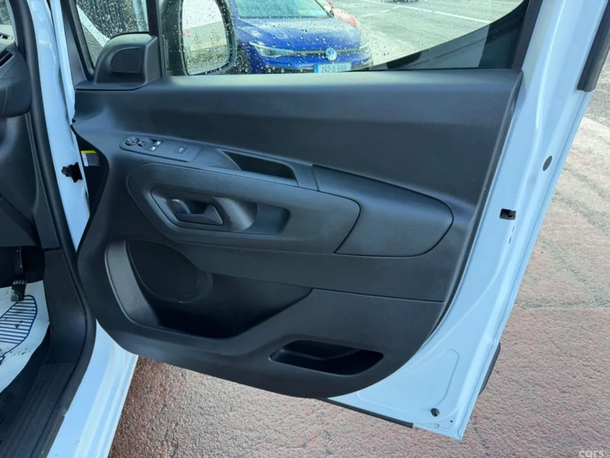 Citroen Berlingo Van, Diesel, 2023, White