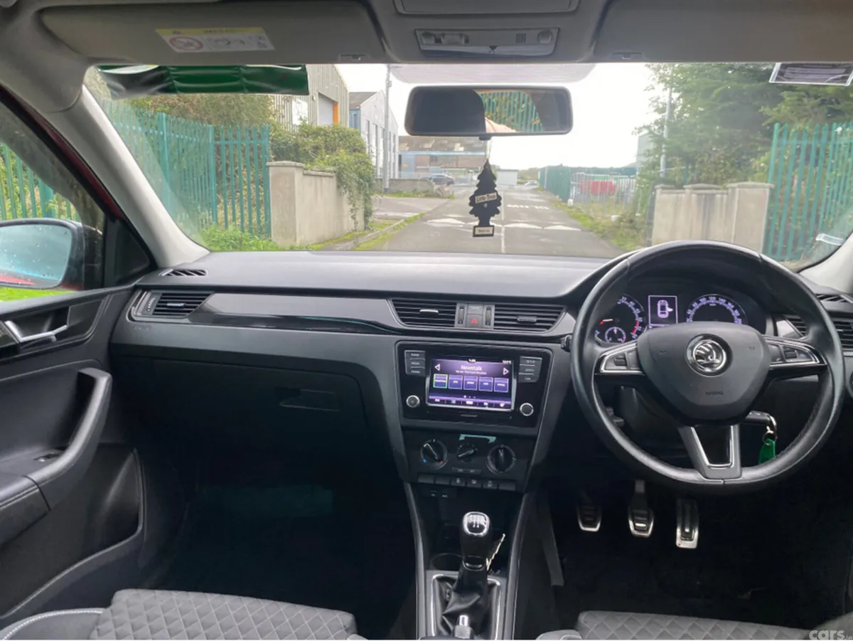 Skoda Rapid Saloon, Diesel, 2018, Red