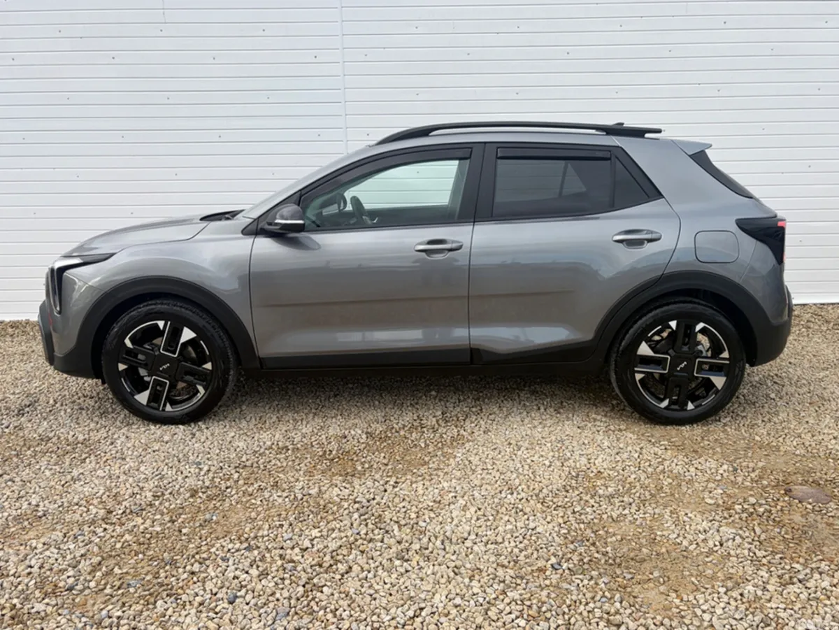 Kia Stonic SUV, Petrol, 2026, Grey