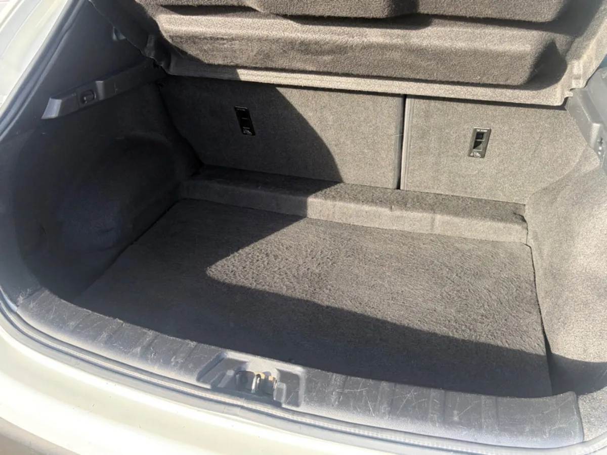 Nissan Qashqai MPV, Diesel, 2015, White