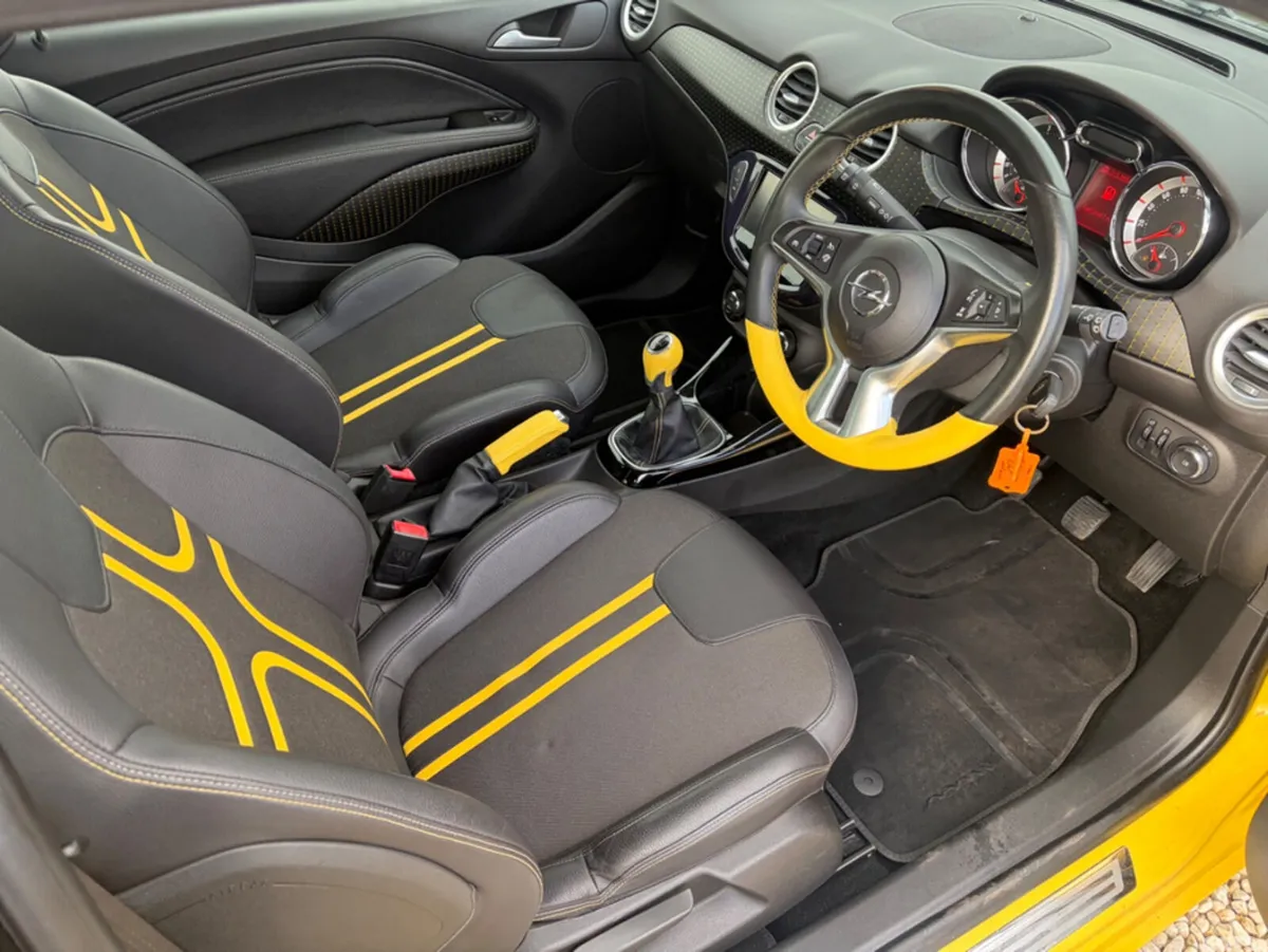 Opel Adam Hatchback, Petrol, 2013, Yellow