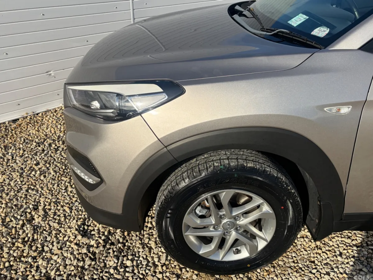 Hyundai Tucson MPV, Diesel, 2017, White