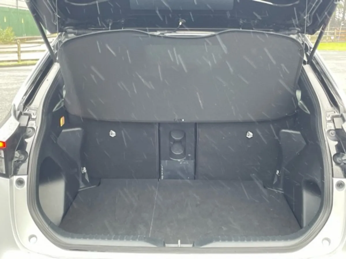 Toyota Yaris Cross SUV, Petrol Hybrid, 2026, Silver