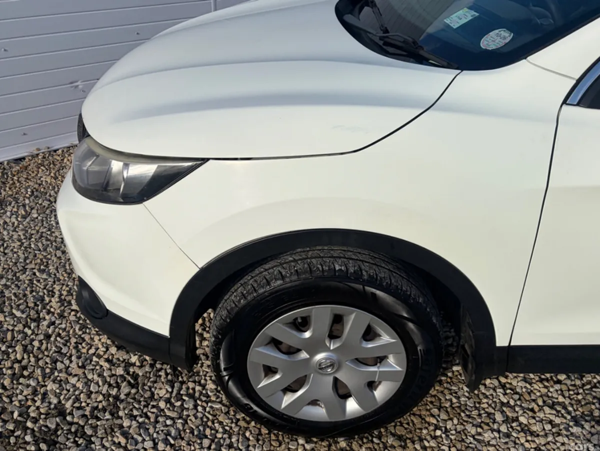 Nissan Qashqai MPV, Diesel, 2015, White