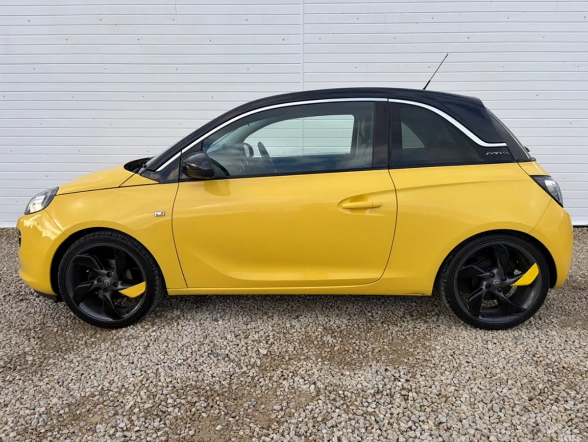 Opel Adam Hatchback, Petrol, 2013, Yellow