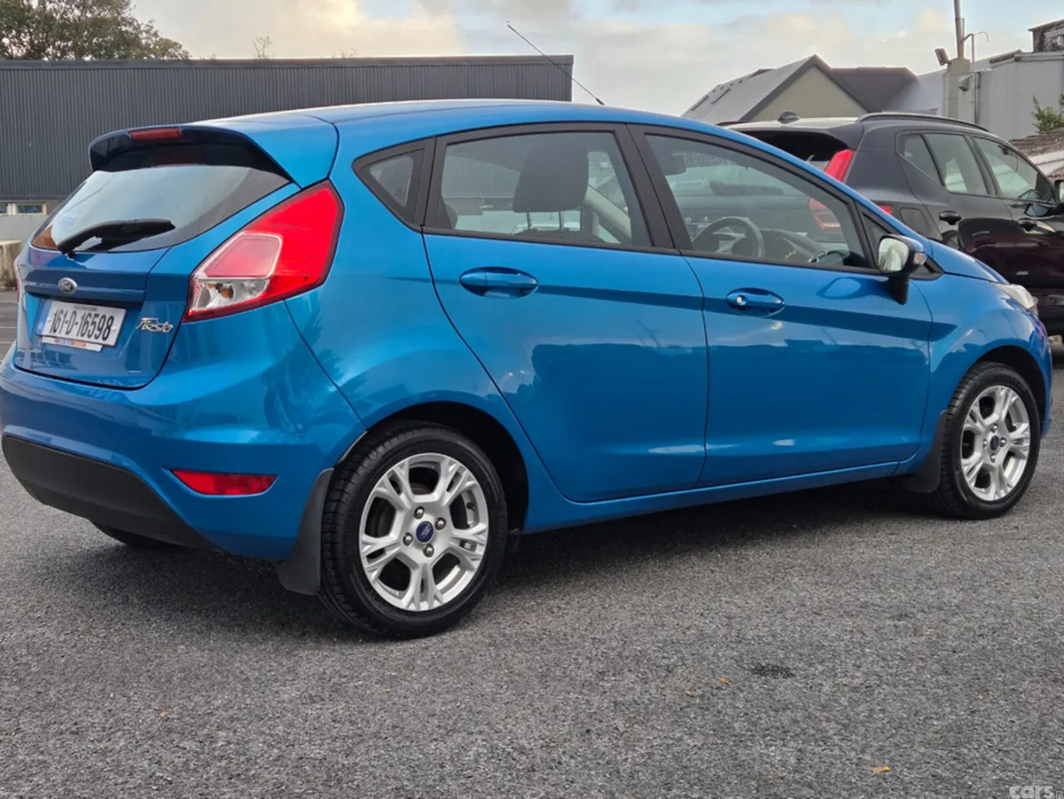 Ford Fiesta Hatchback, Petrol, 2016, Blue