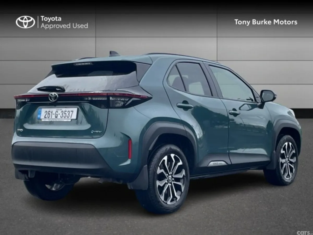 Toyota Yaris Cross SUV, Petrol Hybrid, 2026, Green