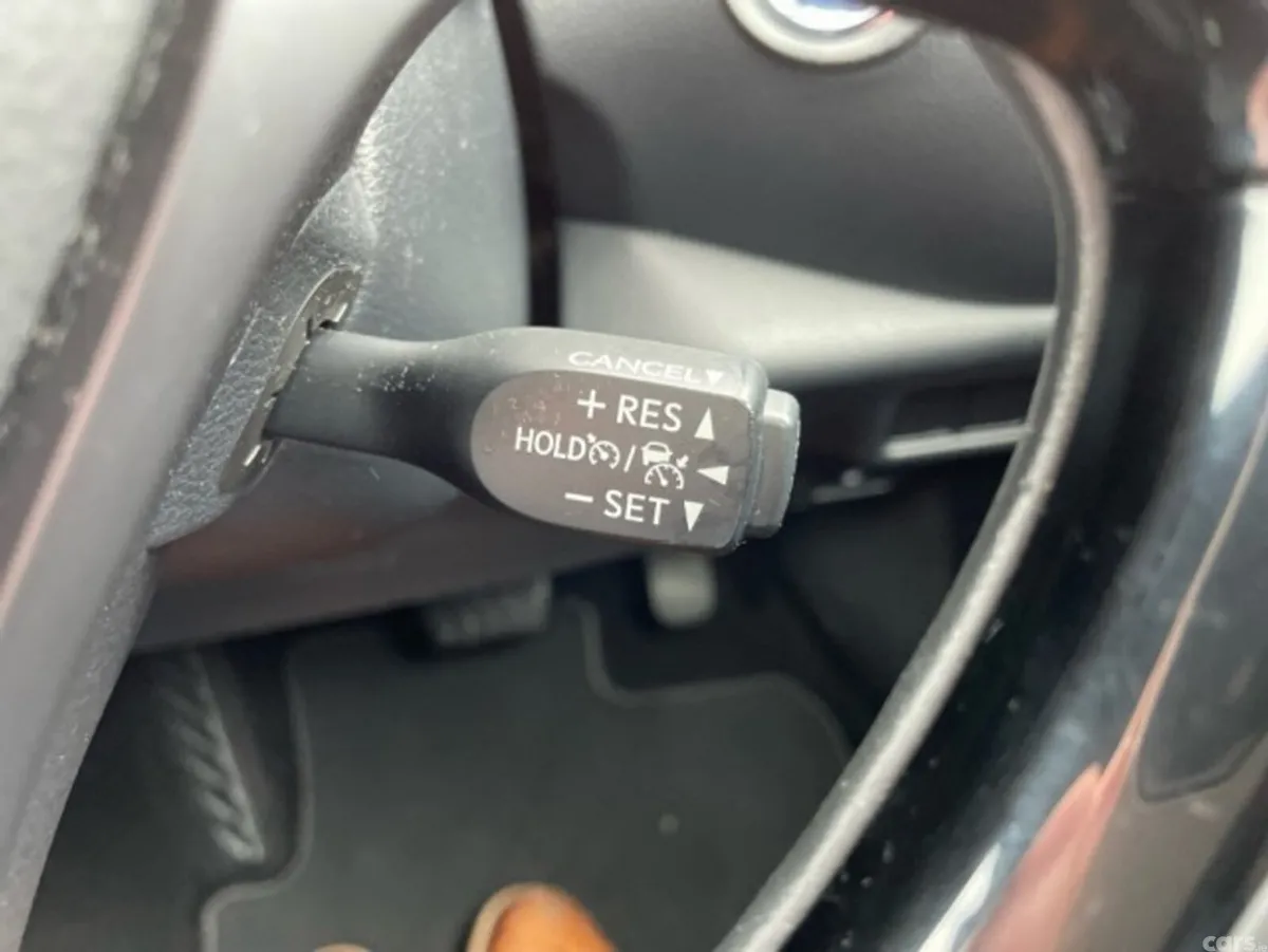 Toyota C-HR SUV, Petrol Hybrid, 2020, Red