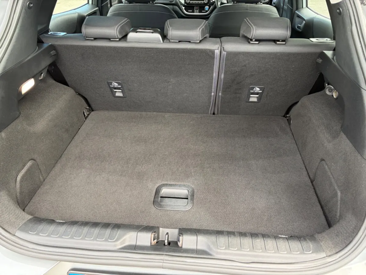 Ford Puma MPV, Petrol, 2020, Grey