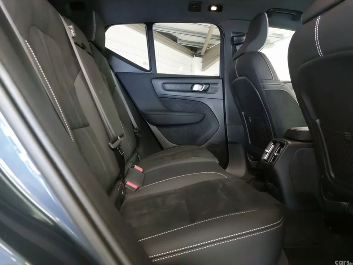 Volvo EX40 SUV, Electric, 2026, Blue