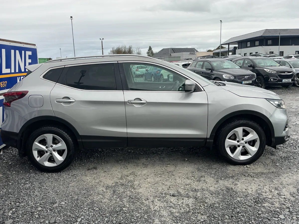 Nissan Qashqai MPV, Diesel, 2019, Grey