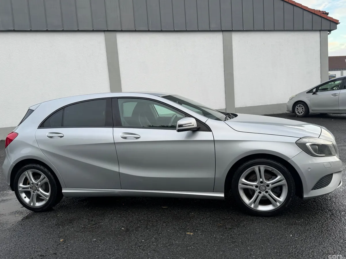 Mercedes-Benz A-Class Hatchback, Petrol, 2014, Silver