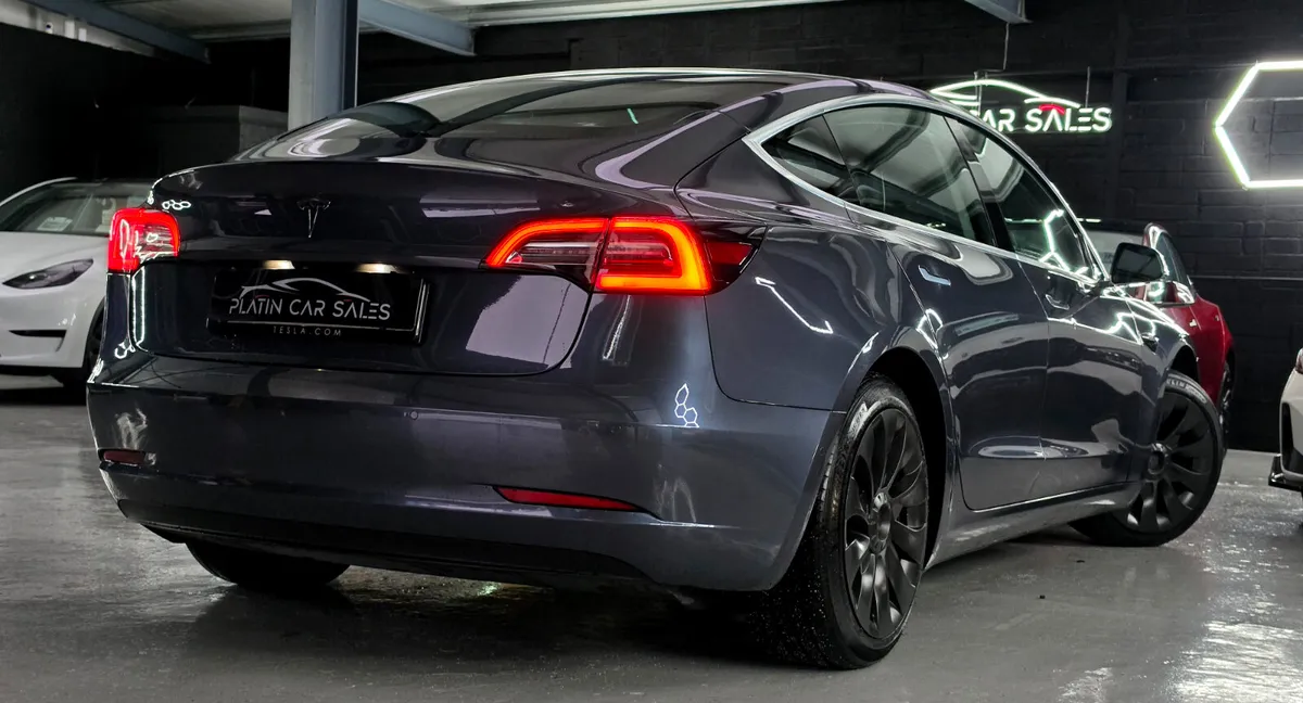 Tesla Model 3 Saloon, Electric, 2020, Grey