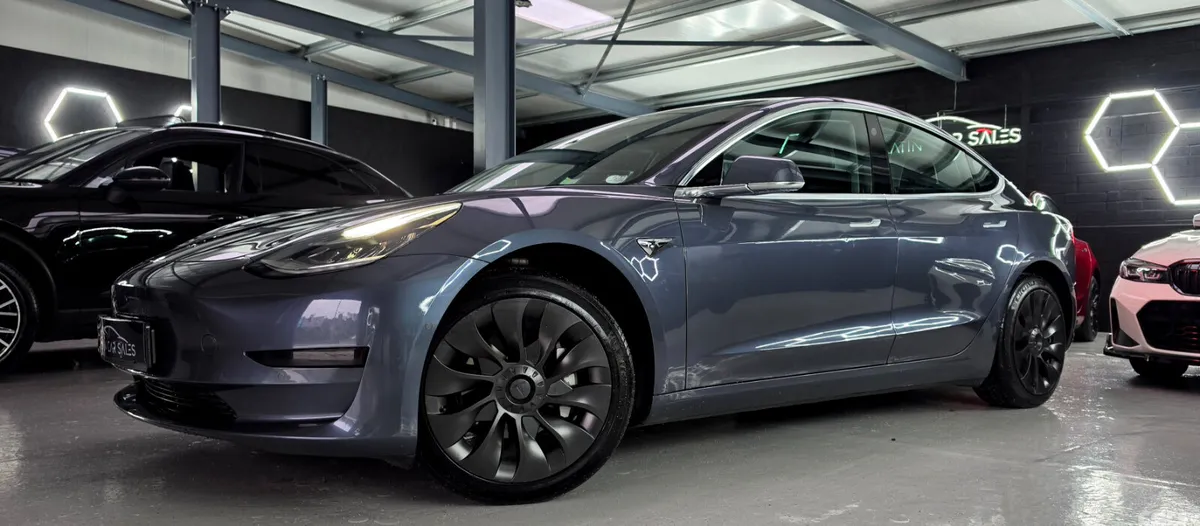 Tesla Model 3 Saloon, Electric, 2020, Grey