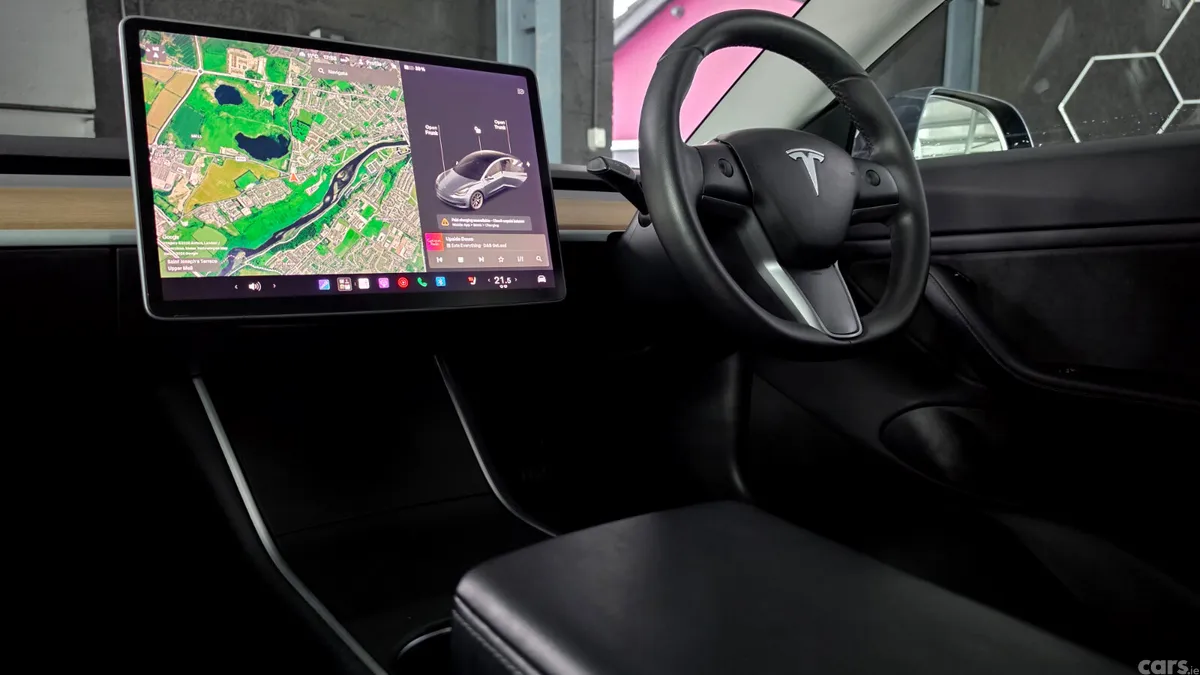 Tesla Model 3 Saloon, Electric, 2020, Grey