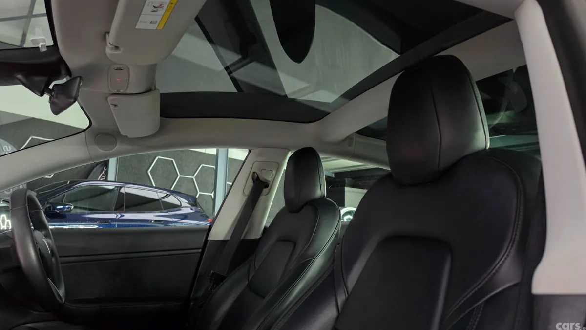 Tesla Model 3 Saloon, Electric, 2020, Grey