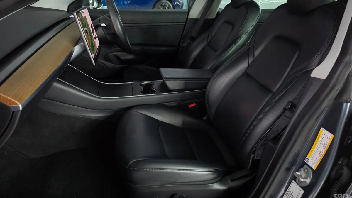 Tesla Model 3 Saloon, Electric, 2020, Grey