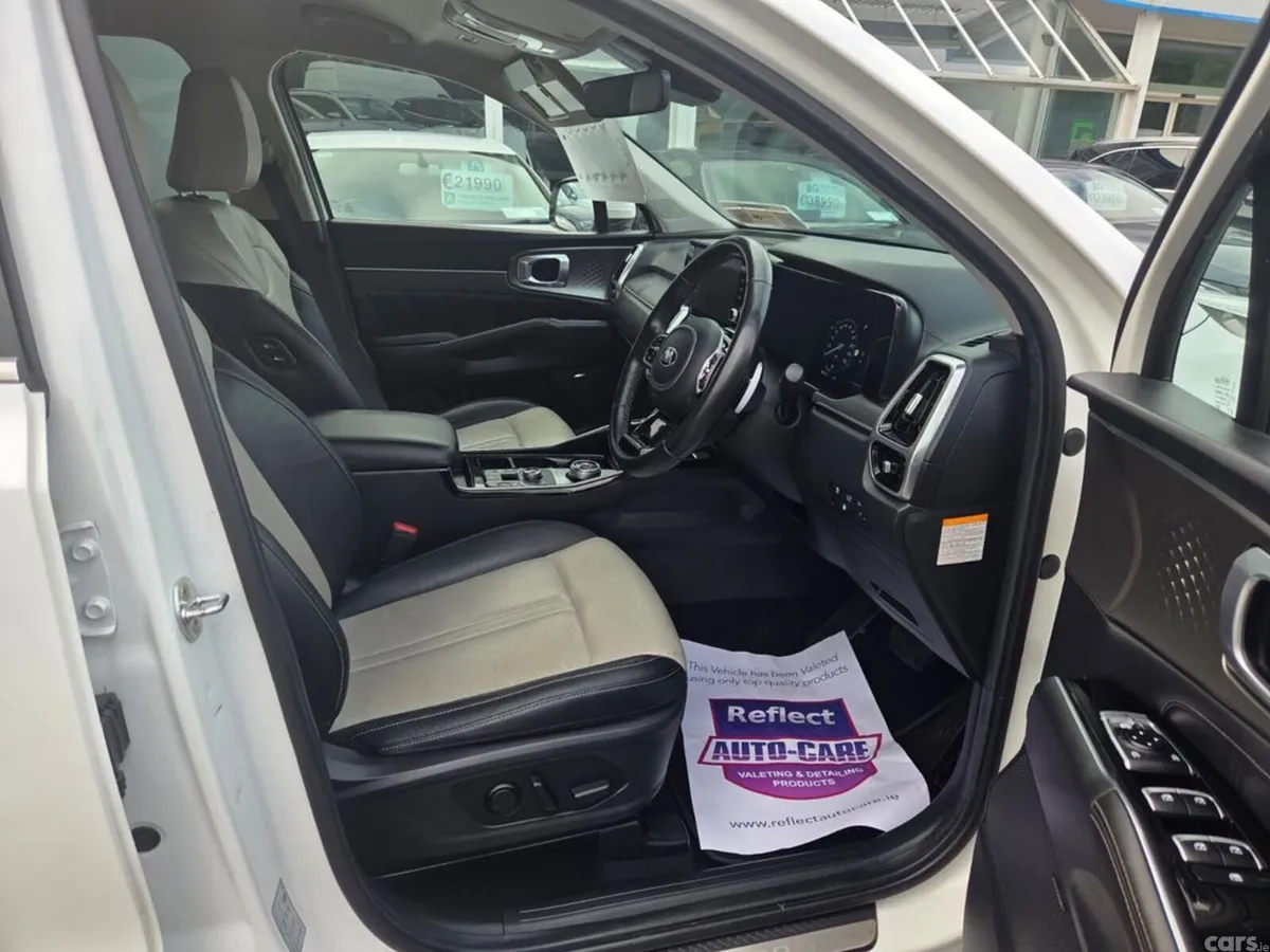 Kia Sorento MPV, Petrol Plug-in Hybrid, 2022, White