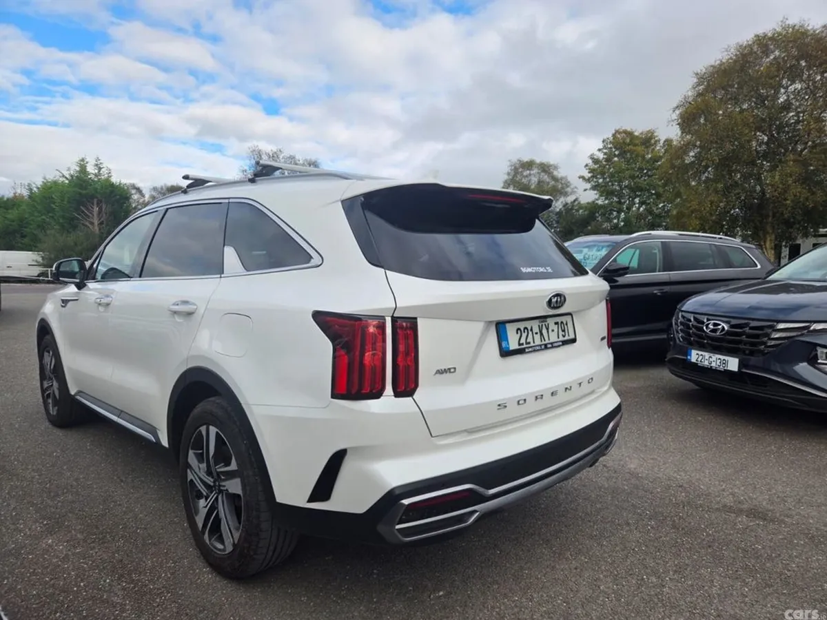 Kia Sorento MPV, Petrol Plug-in Hybrid, 2022, White