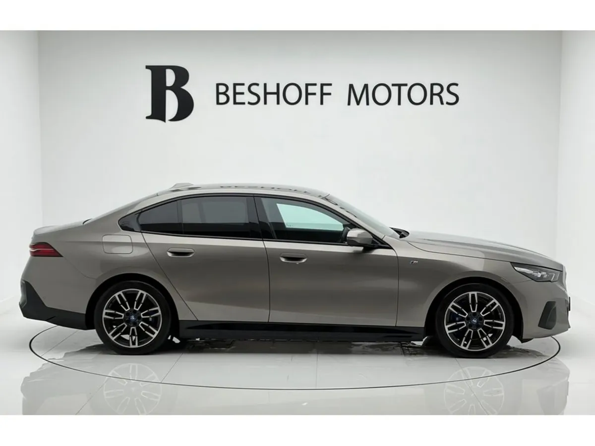 BMW i5 Saloon, Electric, 2024, Grey