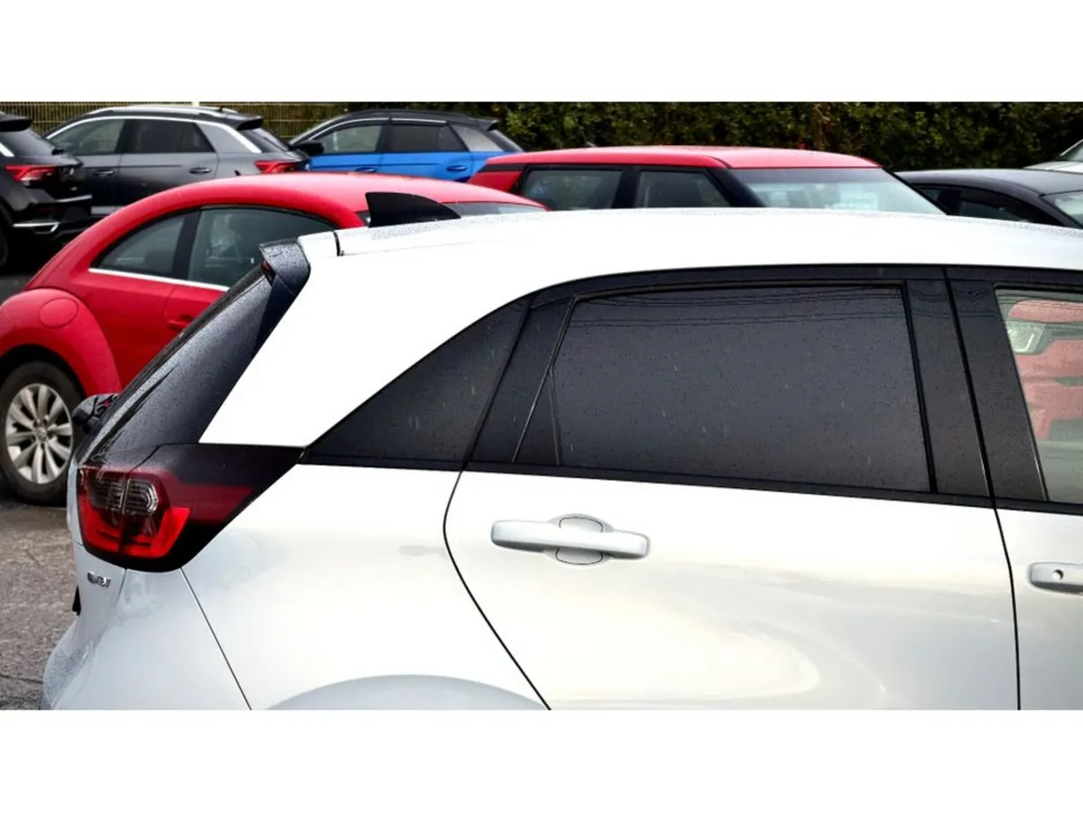 Honda Fit Hatchback, Petrol Hybrid, 2020, White