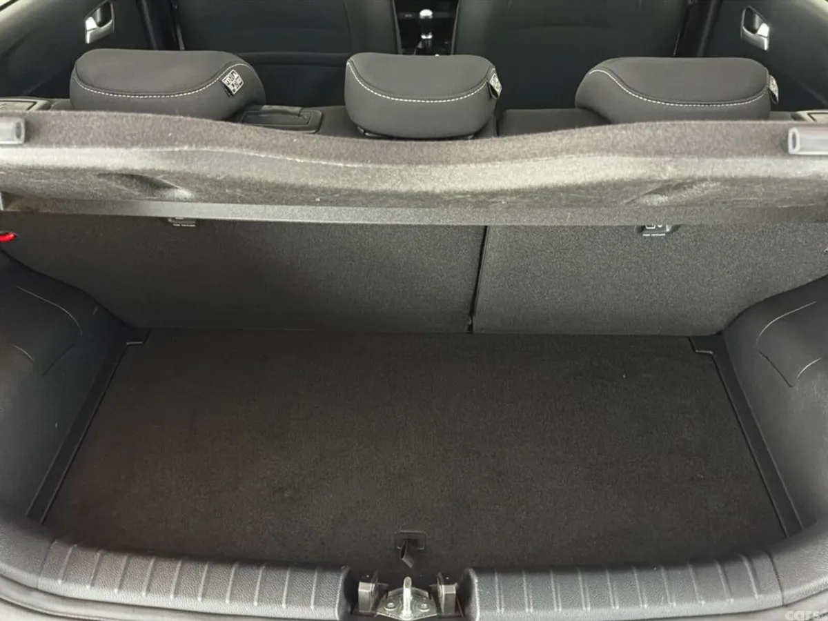Kia Picanto Hatchback, Petrol, 2022, Red