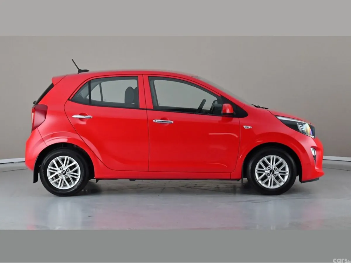 Kia Picanto Hatchback, Petrol, 2022, Red