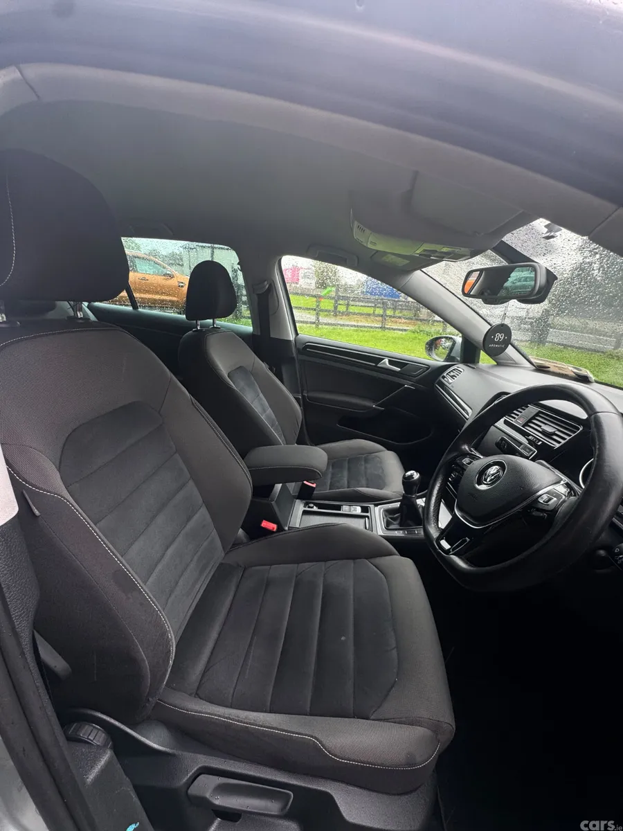Volkswagen Golf Estate, Petrol, 2016, Silver