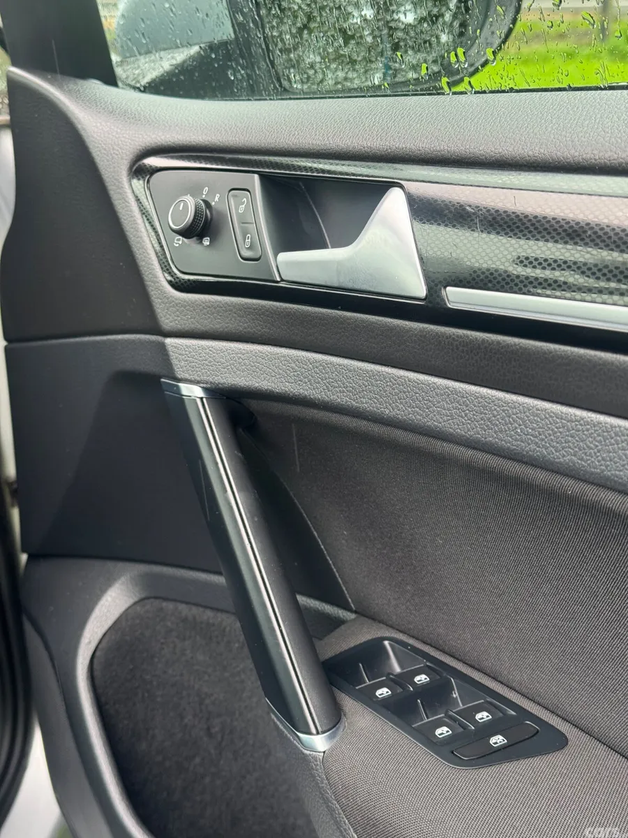 Volkswagen Golf Estate, Petrol, 2016, Silver