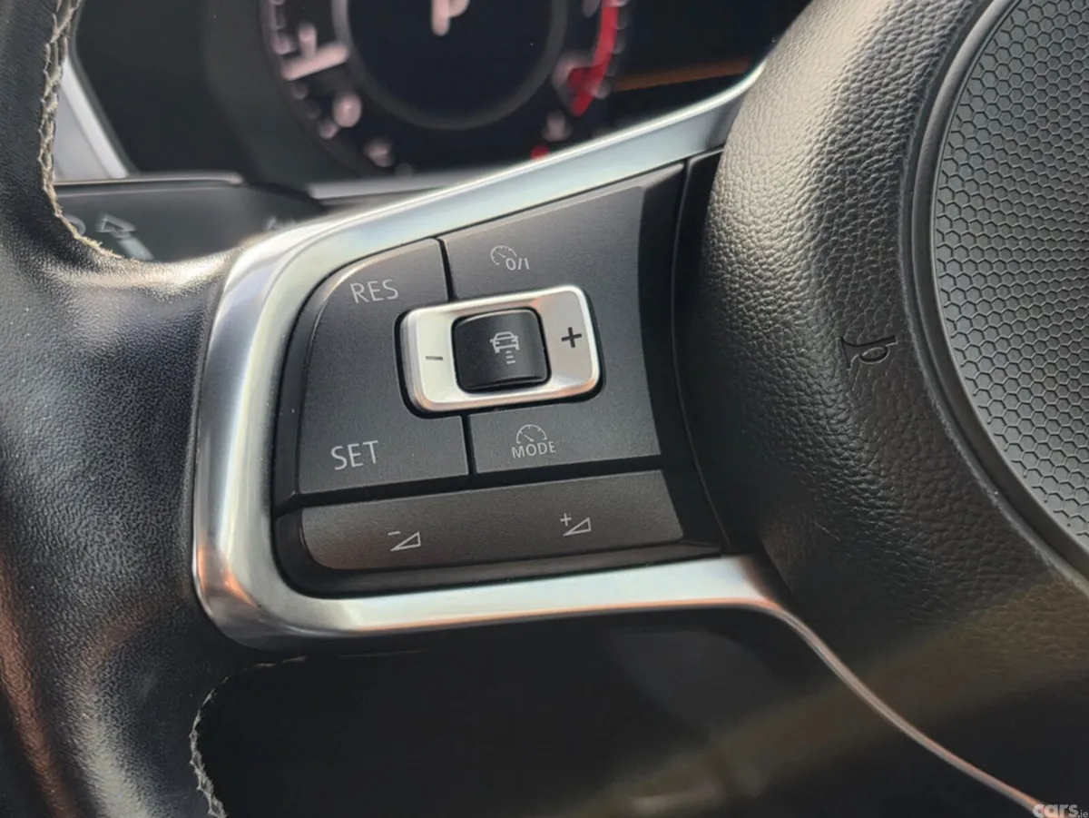 Volkswagen Arteon Saloon, Petrol, 2018, White