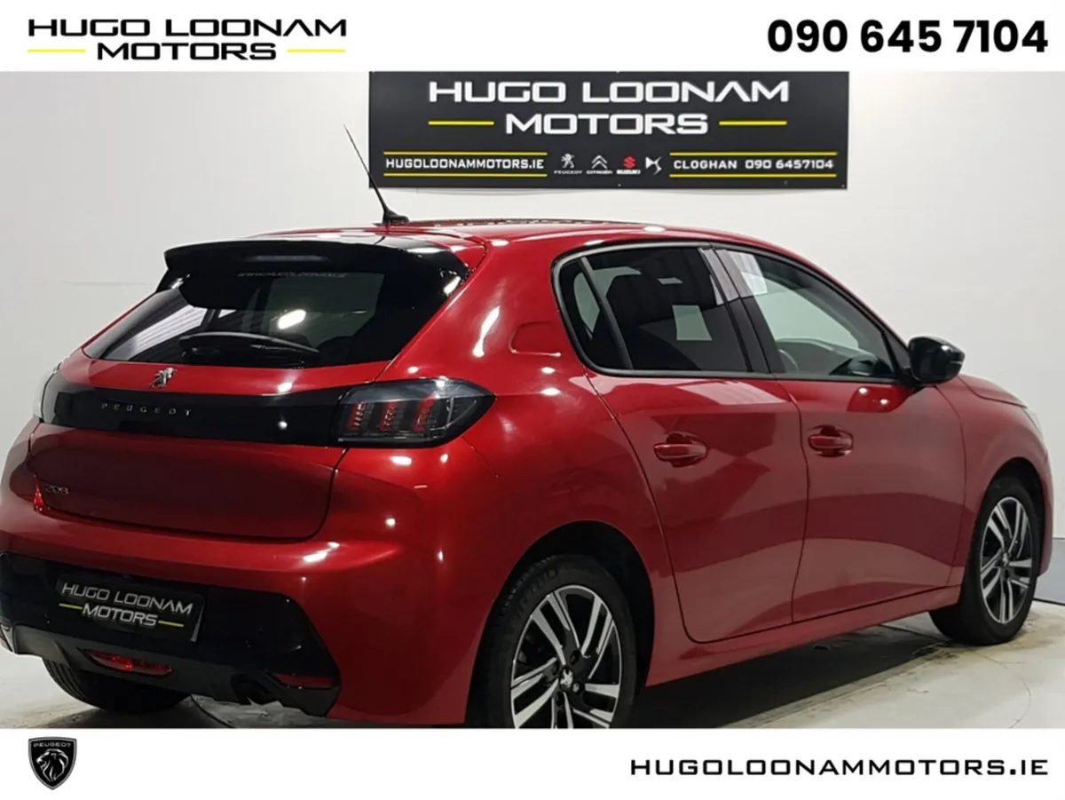 Peugeot 208 Hatchback, Diesel, 2023, Red