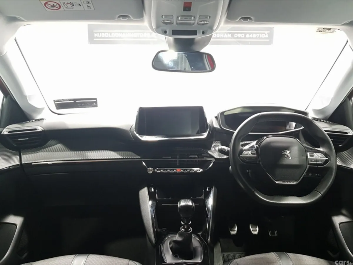 Peugeot 208 Hatchback, Diesel, 2023, Red