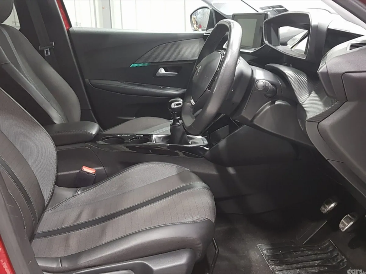 Peugeot 208 Hatchback, Diesel, 2023, Red