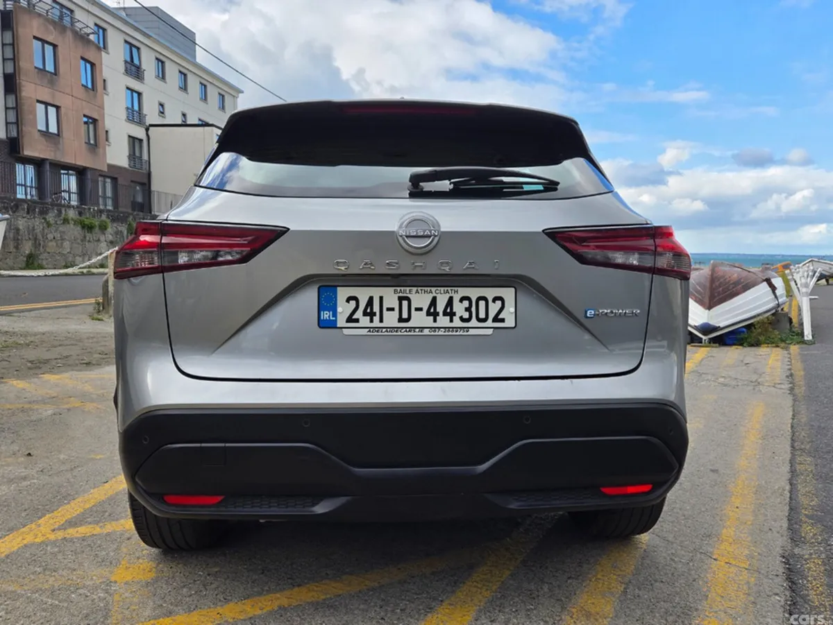Nissan Qashqai MPV, Petrol, 2024, Grey