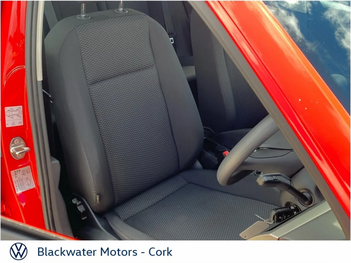 Volkswagen Polo Hatchback, Petrol, 2017, 