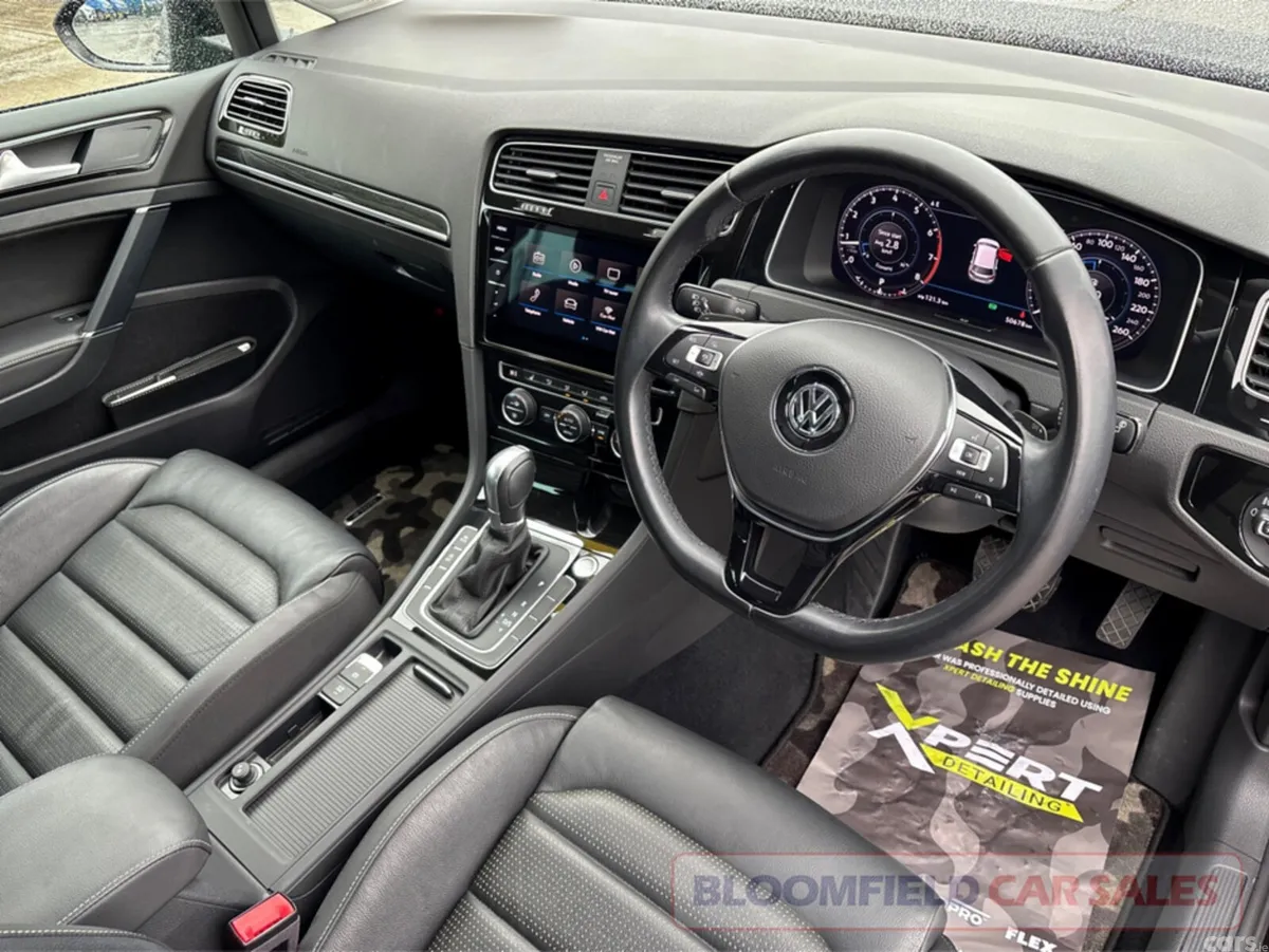 Volkswagen Golf Hatchback, Petrol, 2019, Black