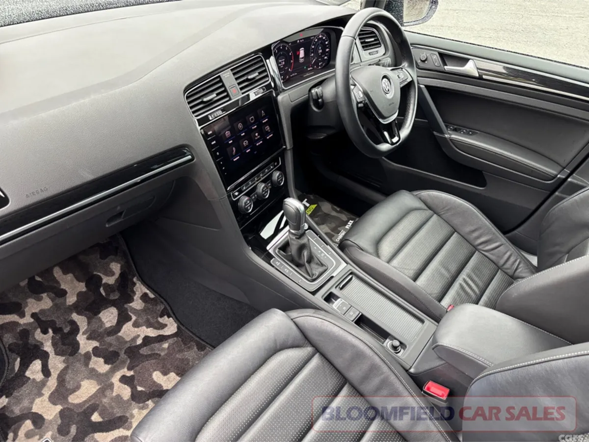 Volkswagen Golf Hatchback, Petrol, 2019, Black