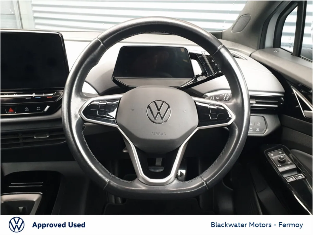 Volkswagen ID.4 Hatchback, Electric, 2023, Grey