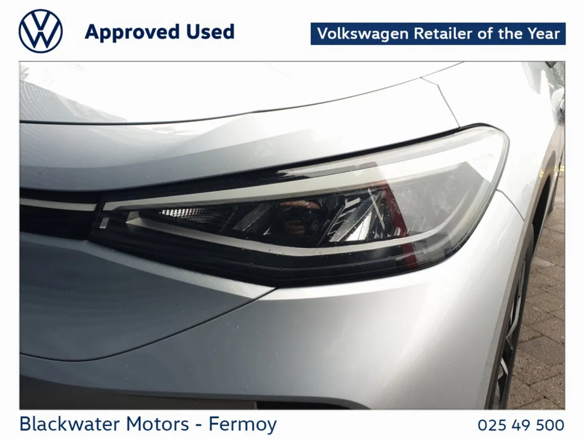 Volkswagen ID.4 Hatchback, Electric, 2023, Grey