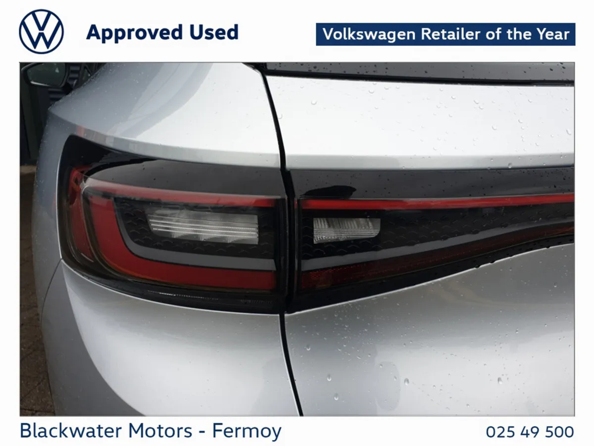 Volkswagen ID.4 Hatchback, Electric, 2023, Grey